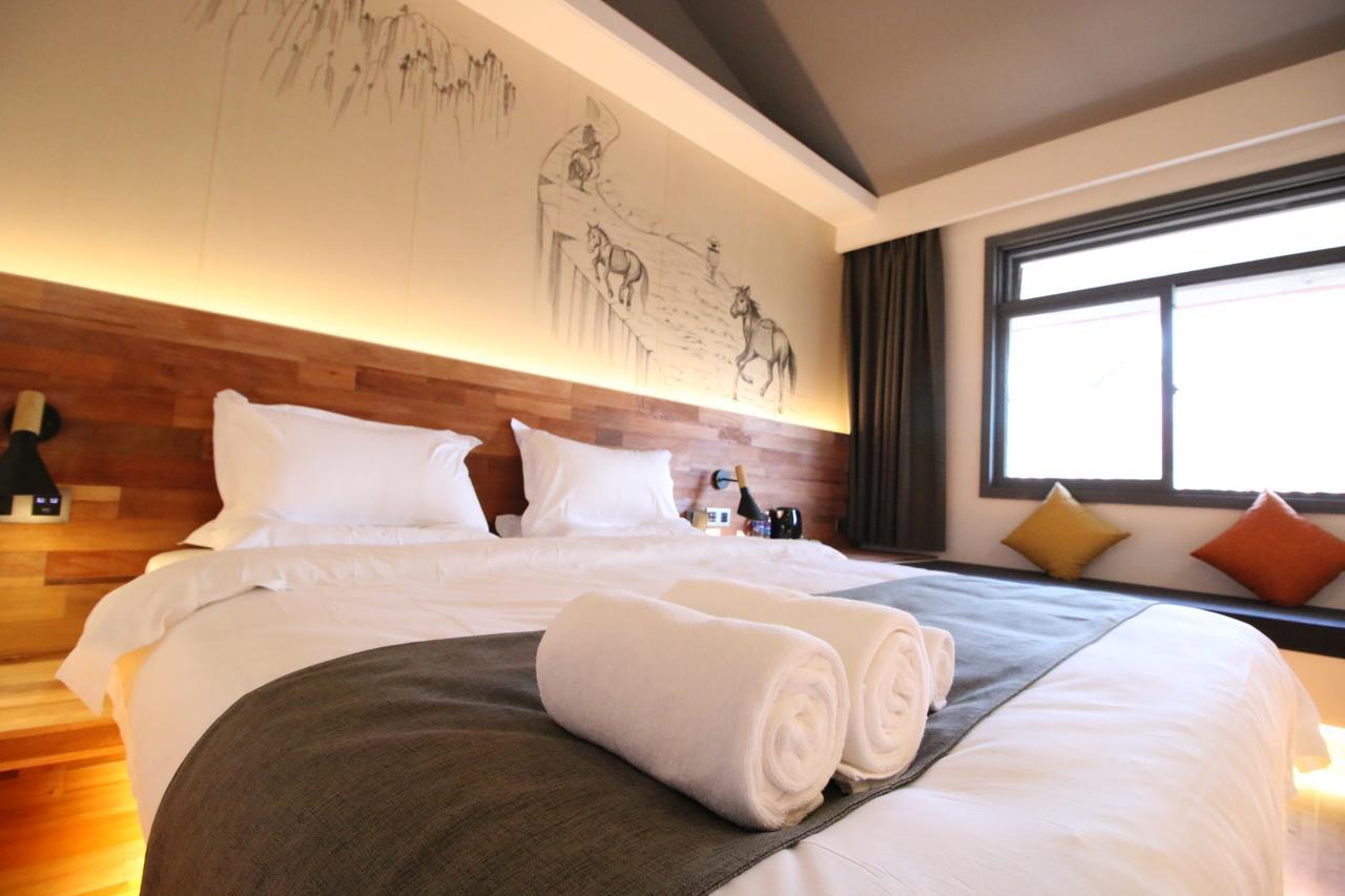 Lijiang Shuhe Travelling Hotel Экстерьер фото